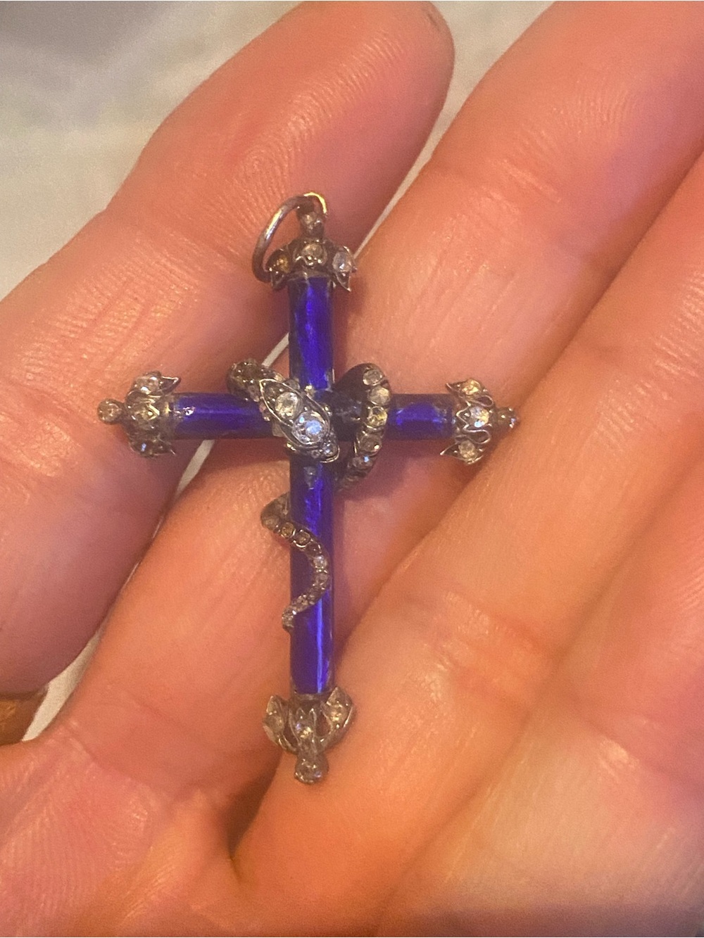 Vintage-Style Blue Enamel Cross Pendant with Crystal Accents 9kt gold tested